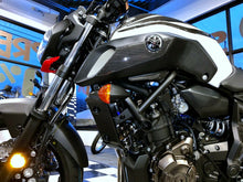 Load image into Gallery viewer, Real carbon fiber Fit Yamaha MT07 sides tank air inlets cover pad Trim cover