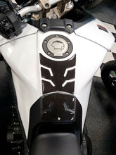 Load image into Gallery viewer, Fit Yamaha FJ09 MT09 Tracer 900 real carbon fiber tank Protector pad Sticker