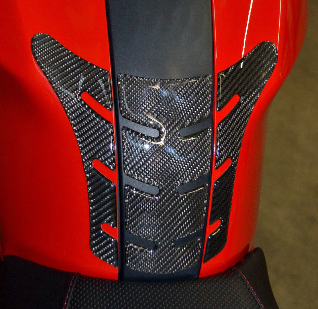 Real Carbon Fiber tank Pad Protector fits  Ducati Monster 696 795 796 1100 EVO
