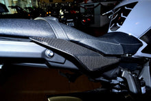 Load image into Gallery viewer, Fit Yamaha FZ10 MT-10 MT10 real carbon fiber sides rear light Protector pad trim