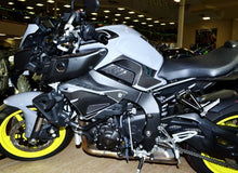 Load image into Gallery viewer, Fit Yamaha FZ10 MT-10 real carbon fiber sides fairings knee grip Protector pad